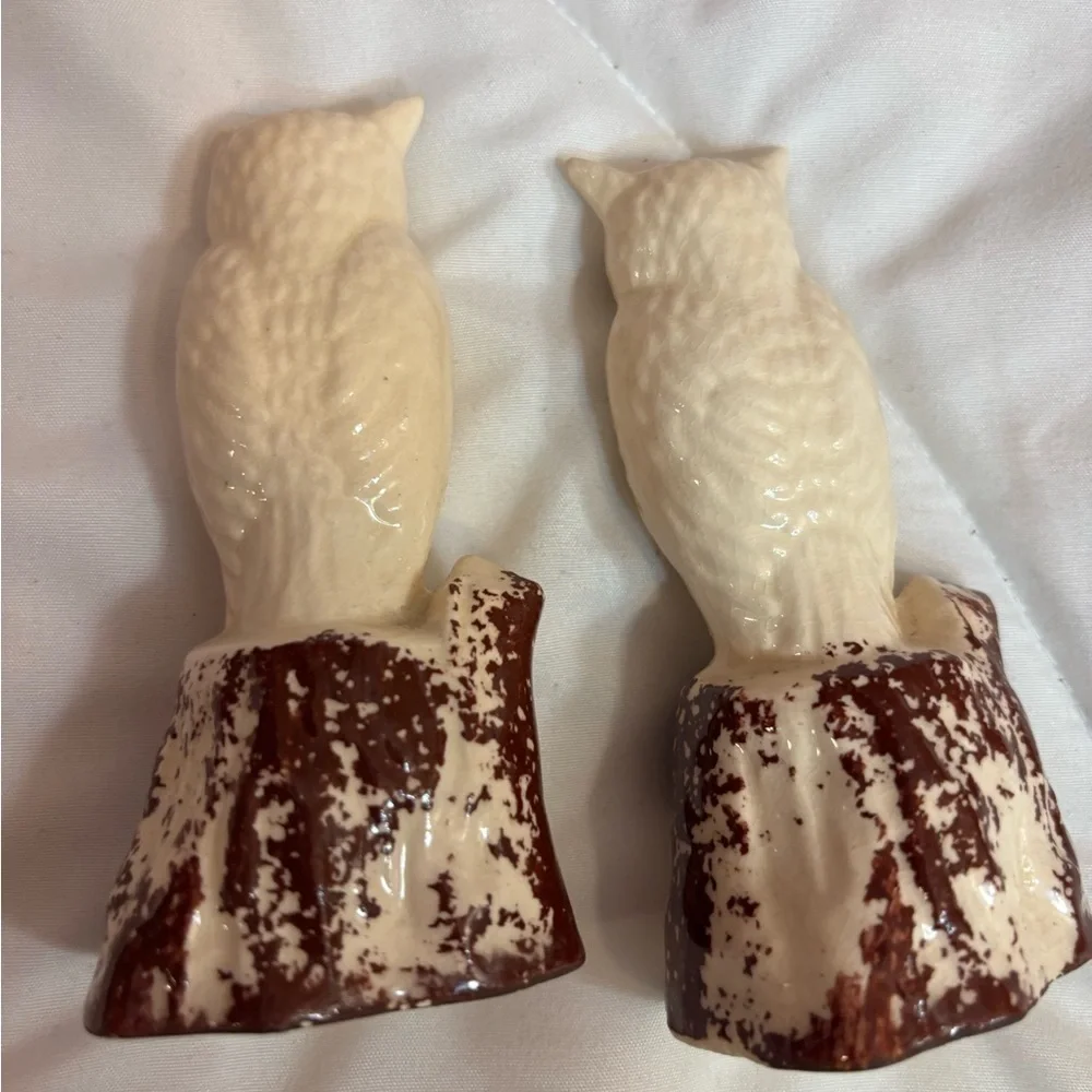 Vintage White Owl On Tree Stumps Salt And Pepper Shakers
